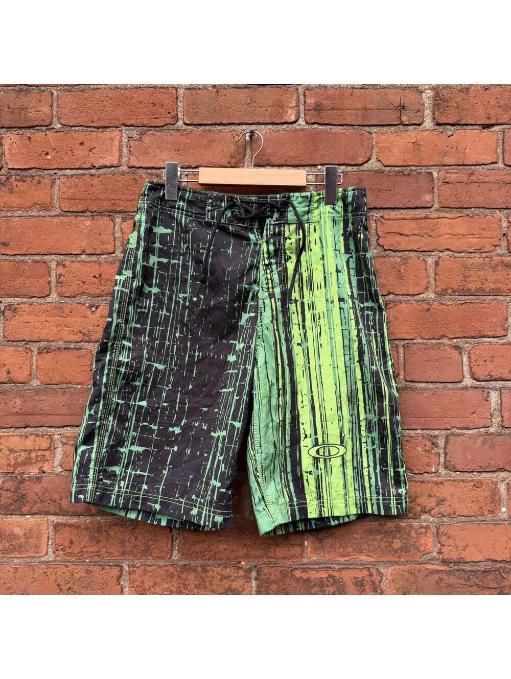 Vintage Oakley board shorts 2010 30